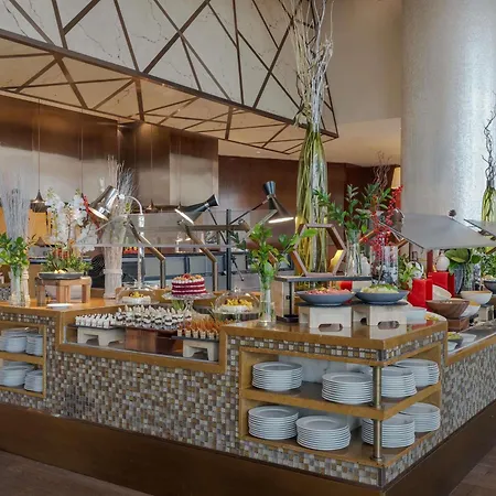 Swissotel Al Ghurair Dubai-3