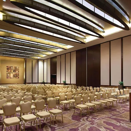 Swissotel Al Ghurair Dubai-2
