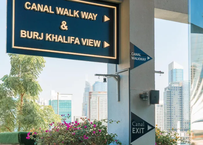 Canal Central Business BayHotel Stelle